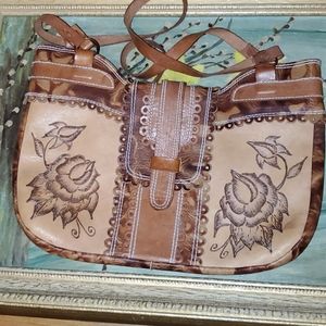 Vintage Preowned Ladies Leather Purse Floral